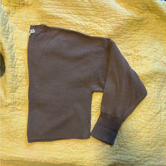 Ozma Noe Crop Sweater in Pima Linen (mushroom) - Picture 7 of 9